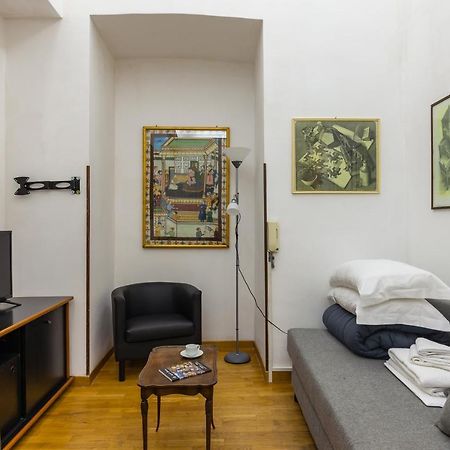 Ferienwohnung A Due Passi Dal Lungomare Di Mergellina By Wonderful Italy Neapel Exterior foto